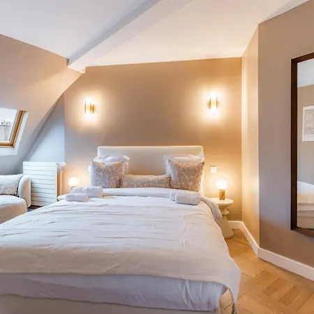 Grand Design Sous Les Toits, 16e Διαμέρισμα *