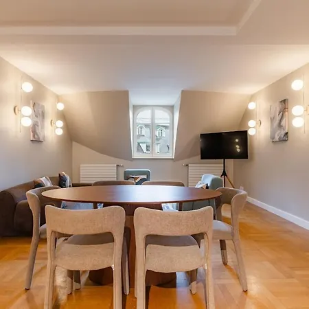 Apartment Grand Design Sous Les Toits, 16e *