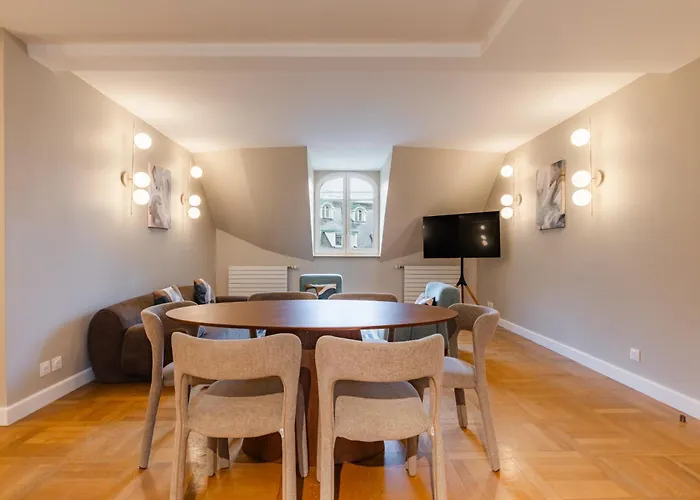 Grand Design Sous Les Toits, 16e *